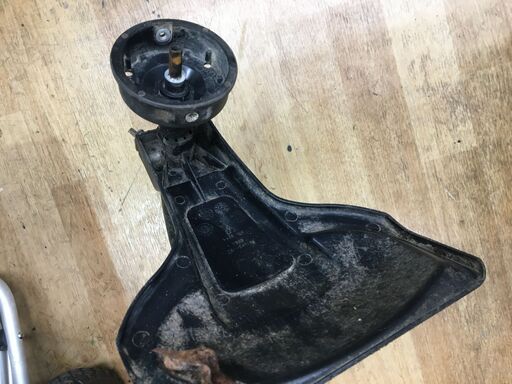 その他 芝刈り機 中古品 ガソリン式 刃無し 【ハンズクラフト宜野湾店】