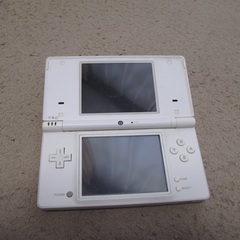 NINTENDO DSi 不動品