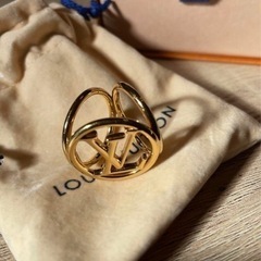 LOUIS VUITTON ルイ ヴィトン ビジュー フラール ルイーズ スカーフリング メタル ゴールド M64289 未使用品　正規品