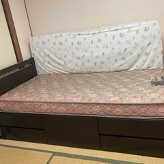 【ネット決済】シングルベッド　ベッドマット付き