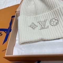 VUITTON ニット帽 値下げ中