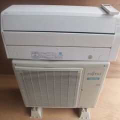 G:951492 8K 東芝 2014年 （蓋キズ、剝がれ有り）