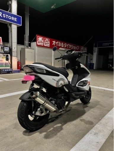 Adiva R125 イタリアンスポーツスクーター