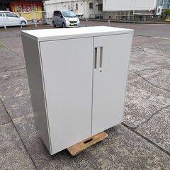 コクヨ BWS 天板付き 4段3枚引き違い扉書庫『良品中古』幅800 複数入荷！