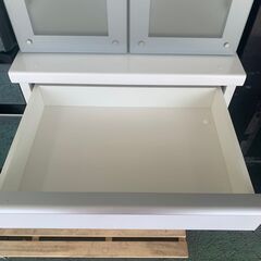 リサイクルストアスターズ鹿大店】ホワイトエナメル 食器棚 スリムタイプ