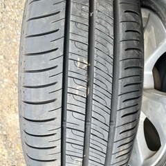 新品タイヤ215/65r16 ホイール付き　32000円（再値下げしました。）