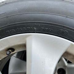 新品タイヤ215/65r16 ホイール付き　32000円（再値下げしました。）
