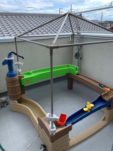 コストコ ウォーターテーブル ステップ2パンプandスプラッシュ