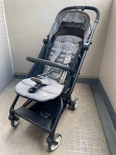 cybex サイベックス EEZY S2 折りたたみ