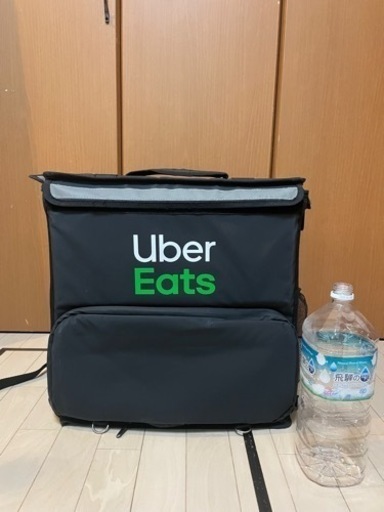 ウーバーイーツ配達用バック