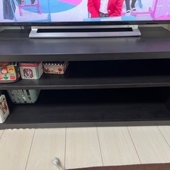 破格　テレビ台