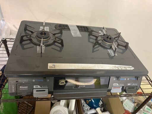 ☆中古￥7,800！【会員価格￥6,800】Rinnai　2口ガスコンロ　家電　2015年製　RT64JH-R型　都市ガス　【BE066】