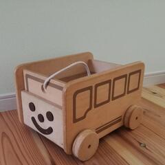 木製　おもちゃ　積み木入れ　車
