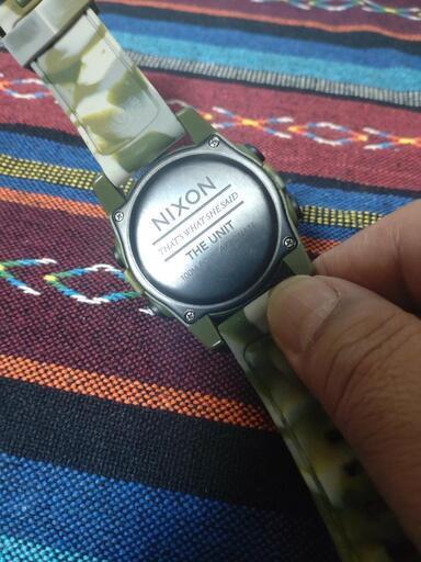 【迷彩】NIXON　腕時計　キャンプ　ミリタリー