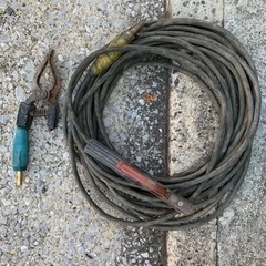 溶接機 新ダイワ バッテリーSBW150D ※ケーブル付き