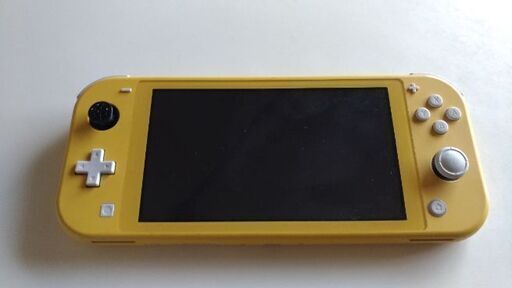 【中古品】Nintendo Switch lite【オマケ付き】