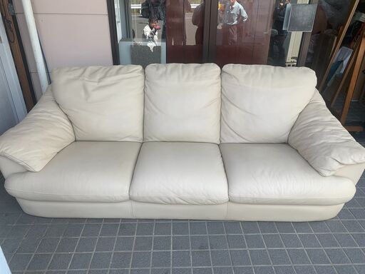 ITALSOFA イタルソファ 総革張り3Sソファが入荷しました 