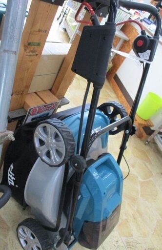 その他 300 充電式芝刈機 makita マキタ MLM460DZ 本体のみ 中古品