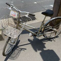 自転車　No.796　シルバー　シティサイクル　ママチャリ　内装...