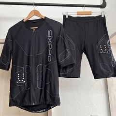 値下！　SIXPAD トレーニングウェア パワースーツ SIXPAD EMSトレーニングウェア Lサイズ 上下セットパワースーツ