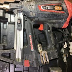 MAX　GS-725C　ガスネイラ　中古品　バッテリー16V1.5Ah一個/充電器/サングラス付　【ハンズクラフト宜野湾店】