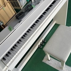 電子ピアノ。引き取り可能な方