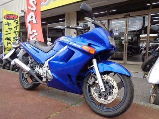 NO.4676　ＺＺＲ２５０　水冷４サイクル２気筒２５０ｃｃエンジン　メタリックブルー　☆彡