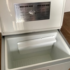 Dometic 3WAY RC1602EGC   ドメティック 車載　冷蔵庫