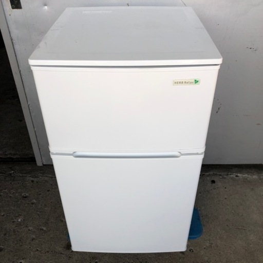 美品 2018年 ヤマダ 2ドア冷凍冷蔵庫 YRZ-C09B1 90L コンパクト 配達応談