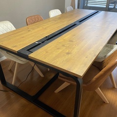 オフィステーブル　4〜8人掛け(値段交渉可能です)