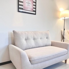 ほぼ新品2人がけソファ - 2人掛けソファ 