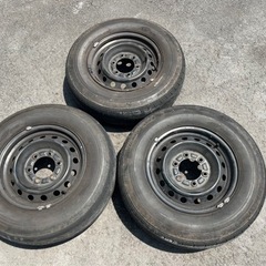 ハイエース　タイヤ　195/80r15