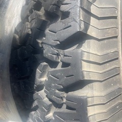 ハイラックス タイヤ