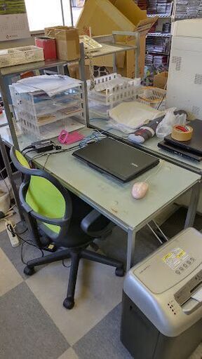 PCデスク　強化ガラストップ　NO.3　近隣配送無料　在宅　ワーク　学習机