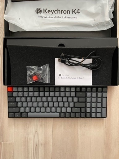 Keychron k4v2 メカニカルキーボード 赤軸