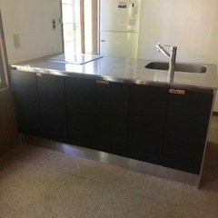 キッチン　ペニンシュラタイプ　（５/28締め切り）