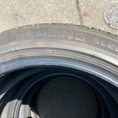 215/45R18 セイバリング　22年製4本