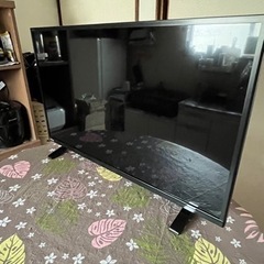 TOSHIBA REGZA 32型　液晶テレビです