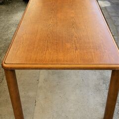 木製テーブル　サイズ　150X90X68㎝　天板合板t＝4㎝、 ...