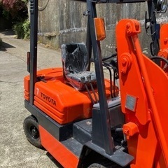 トヨタ ホイールローダー 3SG7 2駆