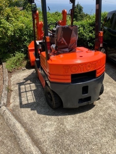 トヨタ ホイールローダー 3SG7 2駆