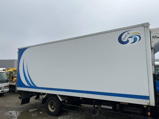 トラック冷凍コンテナ
