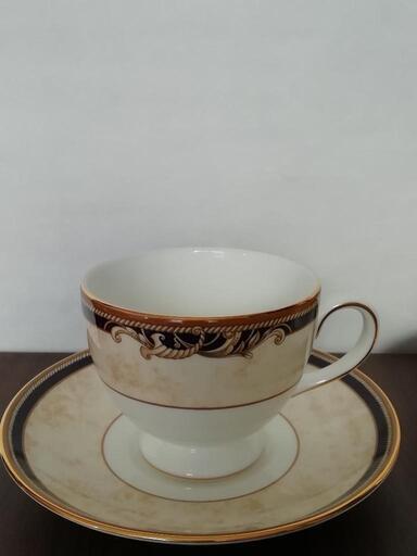 ウェッジウッド　コーヌコピア(リー)