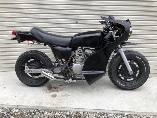 エイプ50 ロケットカウル