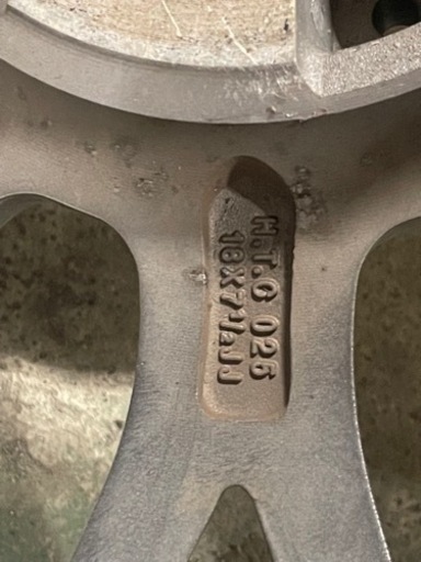 PCD100 5穴 18インチ 7.5J＋48 プリウス等