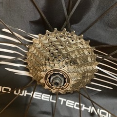 マビック　アクシウム　ホイール　タイヤ、スプロケット付き