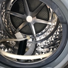 市内配送設置無料　パナソニック 【左開き】9．0kgドラム式洗濯乾燥機 クリスタルホワイト NA-VX3600L-W