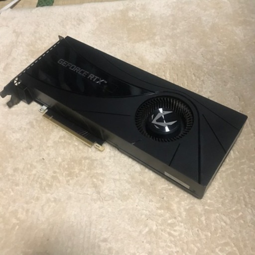 ZOTAC GeForce RTX2070 super ゲーミングPC 4画面