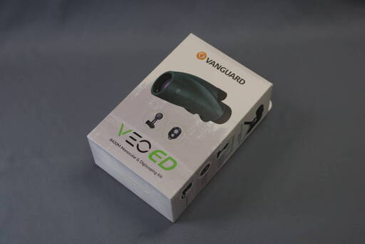 新品同様・VANGUARD バンガード VEO ED 8420M 単眼鏡 8倍 対物レンズ42mm スマホアダプタ―付き 野鳥観察 スポーツ観戦