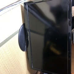 パナソニック液晶テレビ　37型　ジャンク品　商談中です。